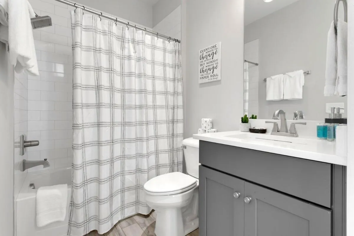 Lux Nashville Retreat 12 Beds Games Bar United States